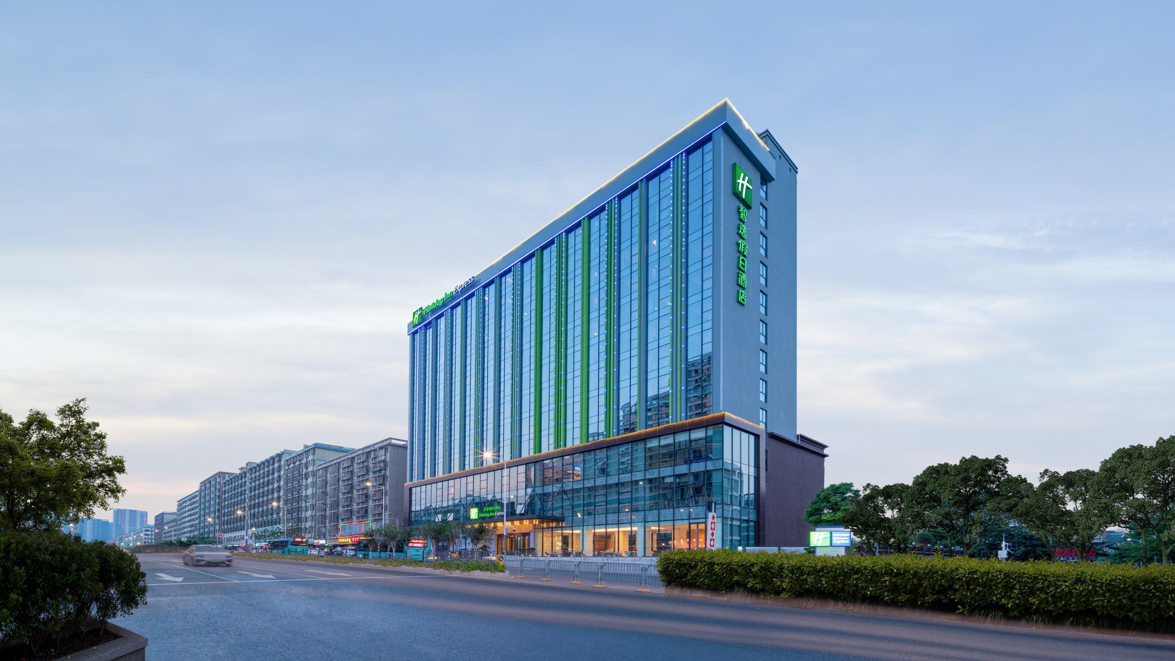 Holiday Inn Express Shenzhen Longhua By Ihg Экстерьер фото