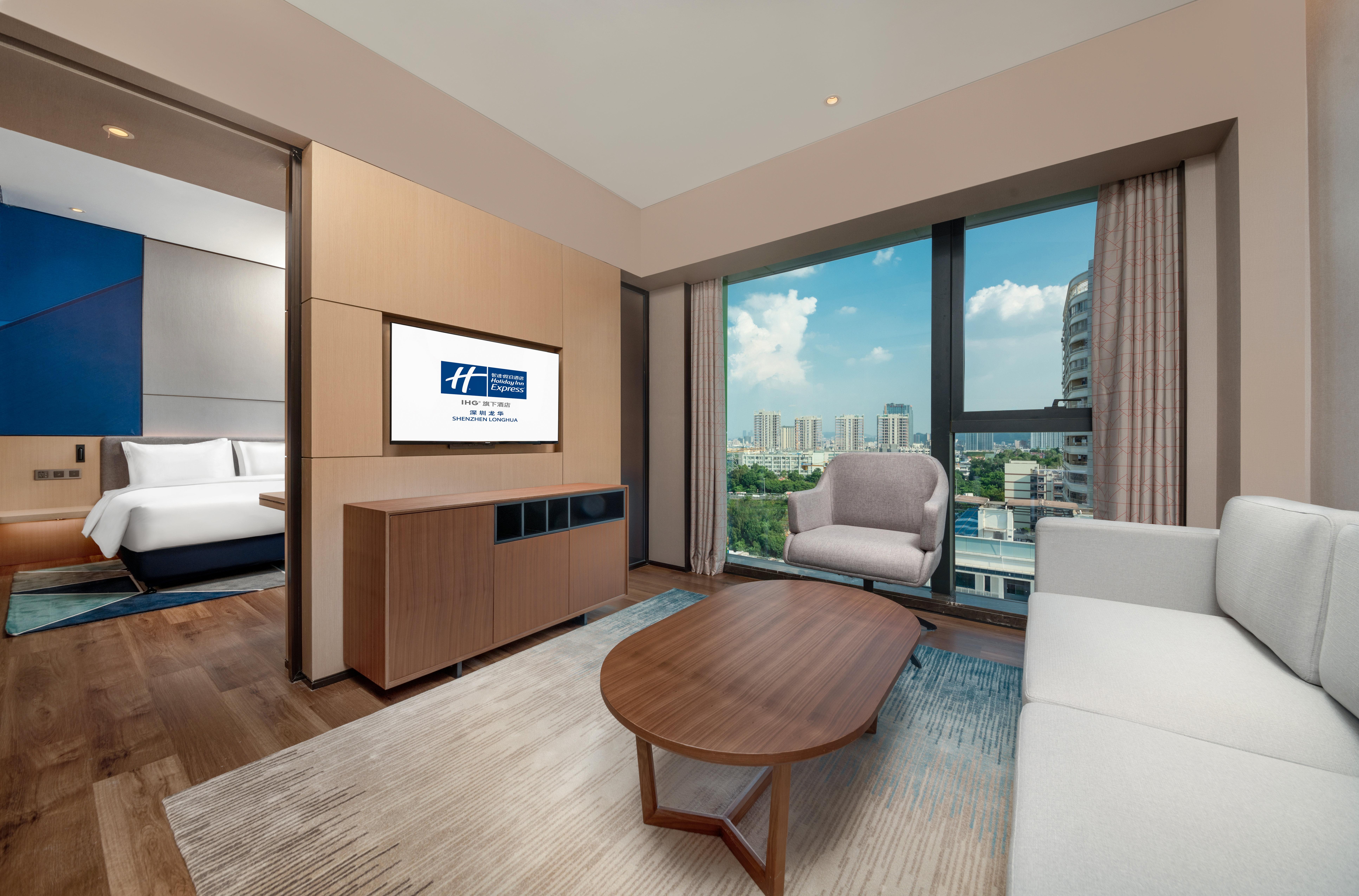 Holiday Inn Express Shenzhen Longhua By Ihg Экстерьер фото